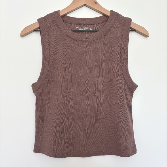 Abercrombie & Fitch Rib Tank in taupe - Picture 1 of 4